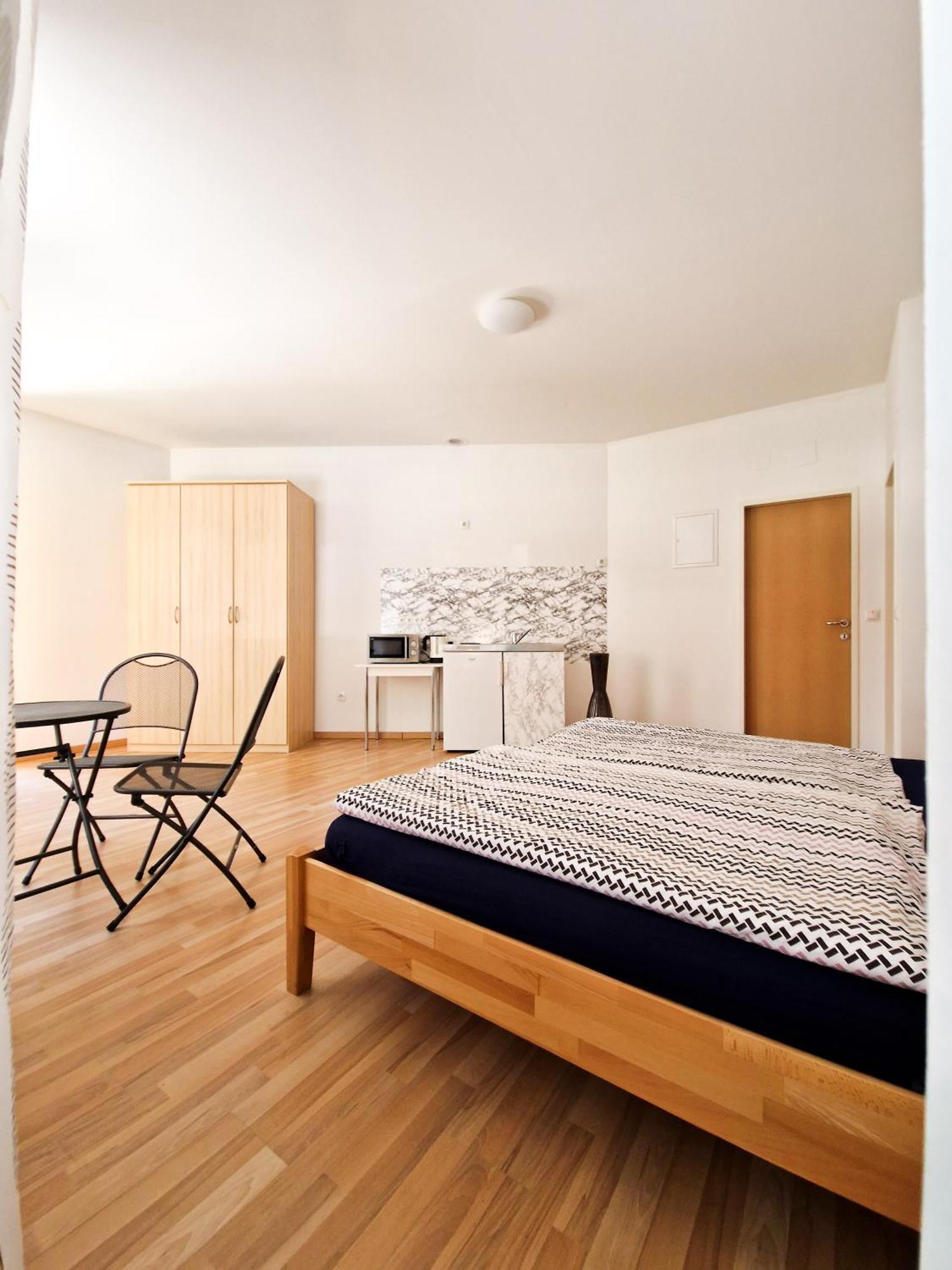 Youth Hostel Service Wina Bagian luar foto